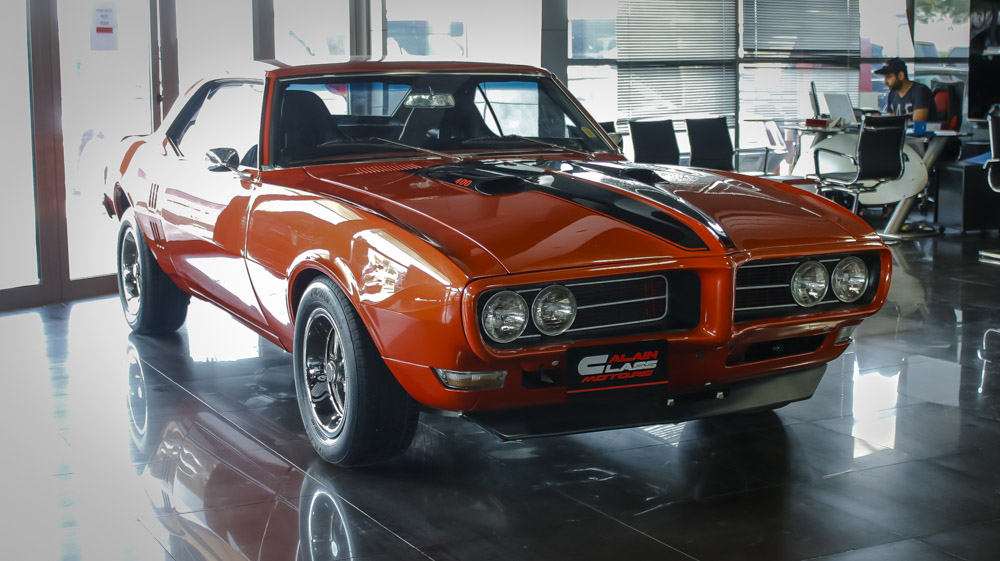 PONTIAC Firebird